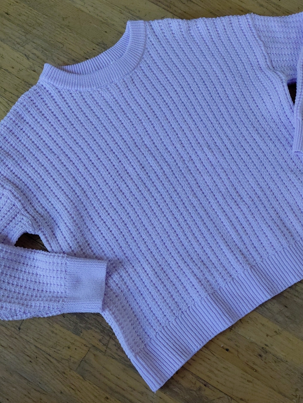 Time and Tru Pastel Lavender Ribbed Crewneck Sweater